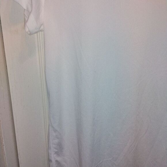 Under Armour Women's Classic White Tee - Picture 4 of 10